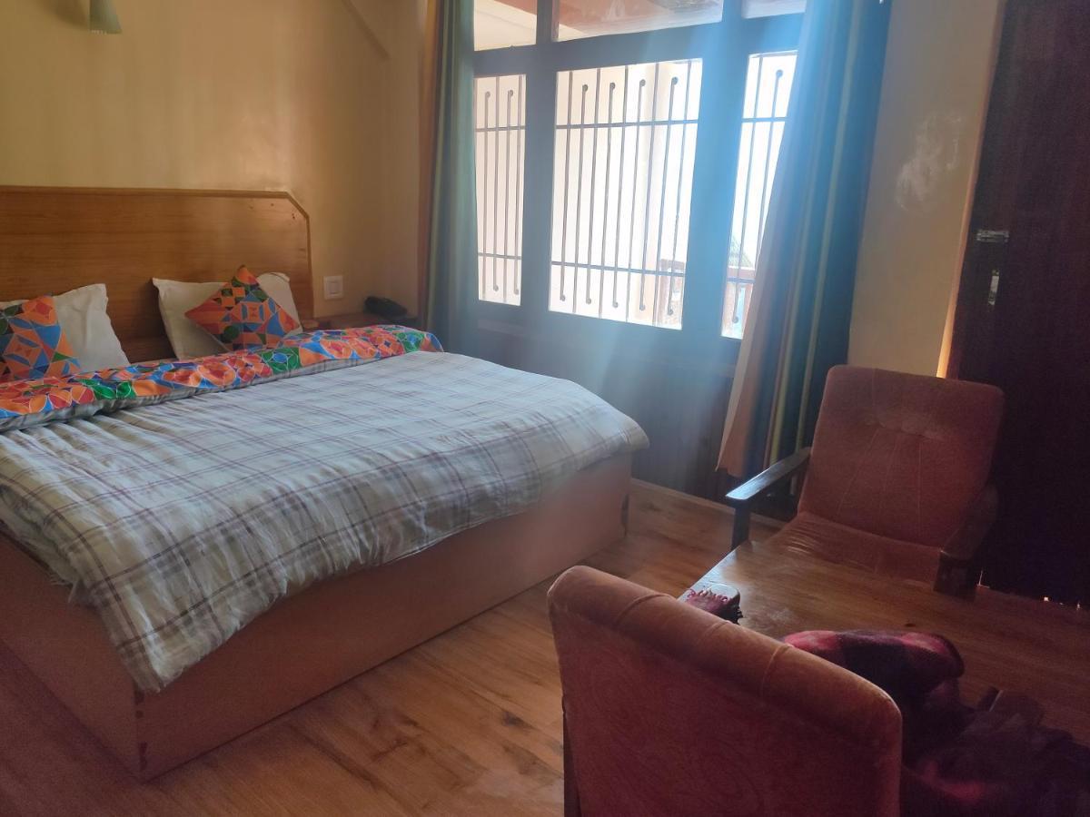 מנאלי Hotel Bhrigu מראה חיצוני תמונה
